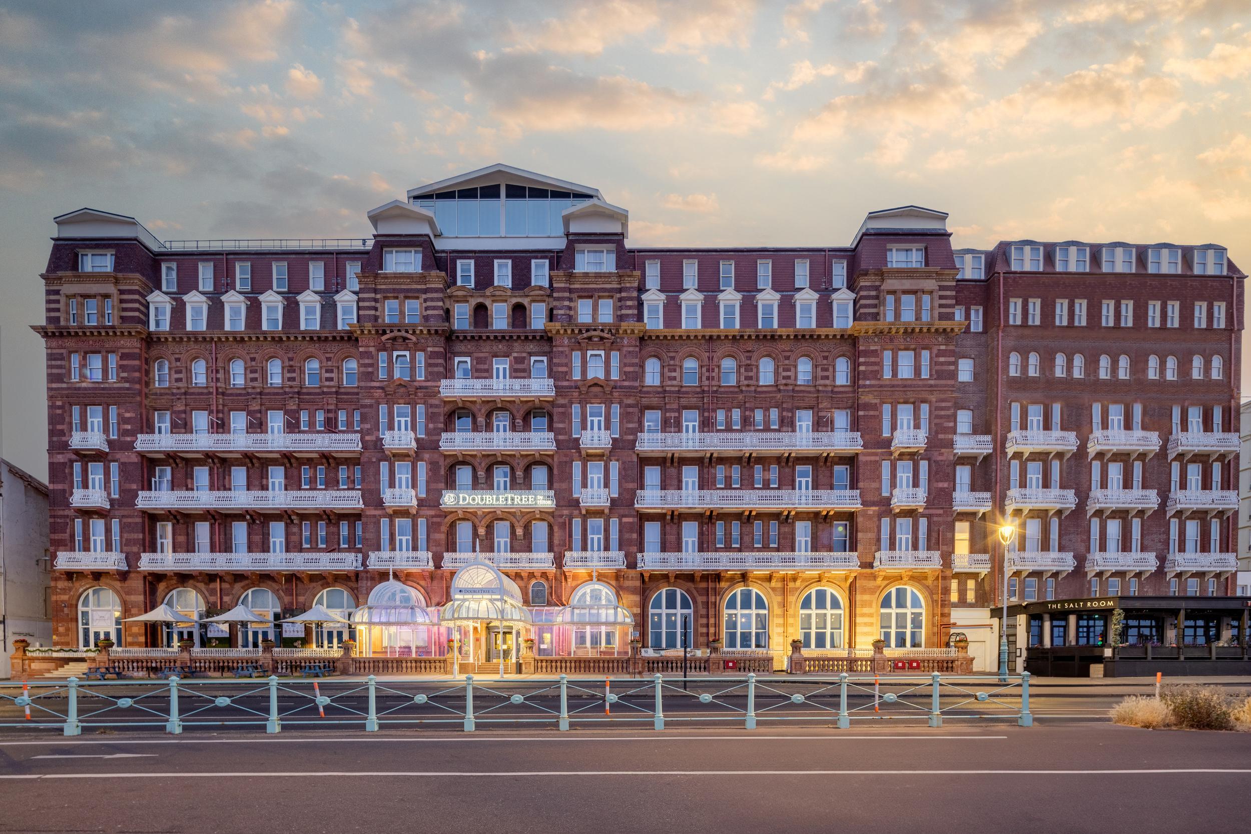 Doubletree By Hilton Brighton Metropole Otel Dış mekan fotoğraf
